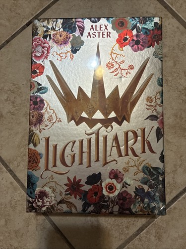 Lightlark collector edition - lightlark:,